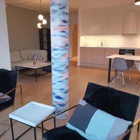 Bed & Breakfast Beachfront Luxury Vip By Station *