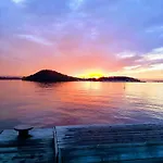 In Seaview By Station Bed & Breakfast *