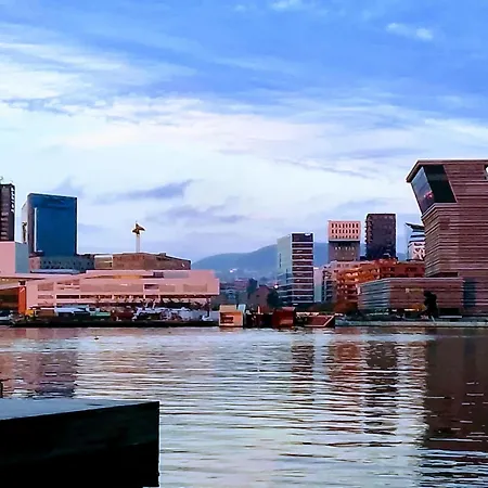 In Seaview By Station * Oslo